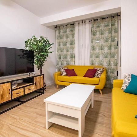 Tuguest Avenida Madrid Apartment Granada Bagian luar foto