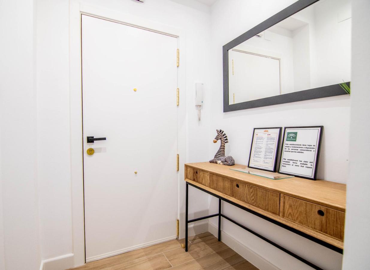 Tuguest Avenida Madrid Apartment Granada Bagian luar foto