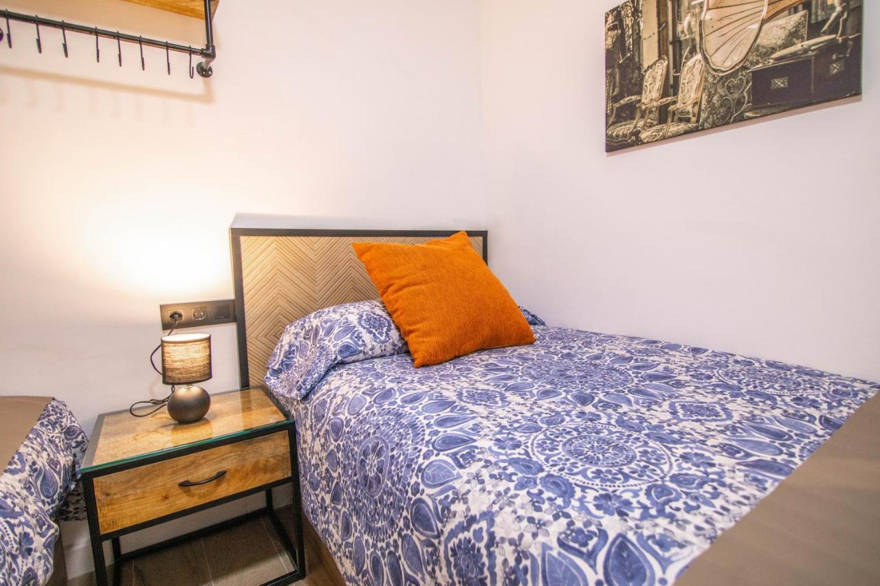 Tuguest Avenida Madrid Apartment Granada Bagian luar foto